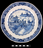 Chinese export porcelain painted underglaze plate. Rim diameter: 9.00” - 18BC38