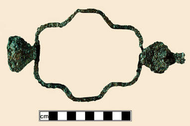 Twelve-sided iron platform for attaching to shoes. View from top down.