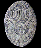 Figure 4 Close-up detail of a copper alloy button face showing design of Montgolfier-style hot air balloon. 
