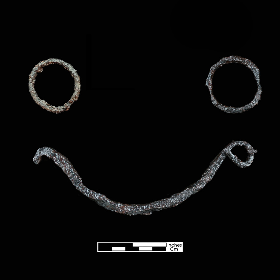 Image of bridle bit, iron, bridoon.