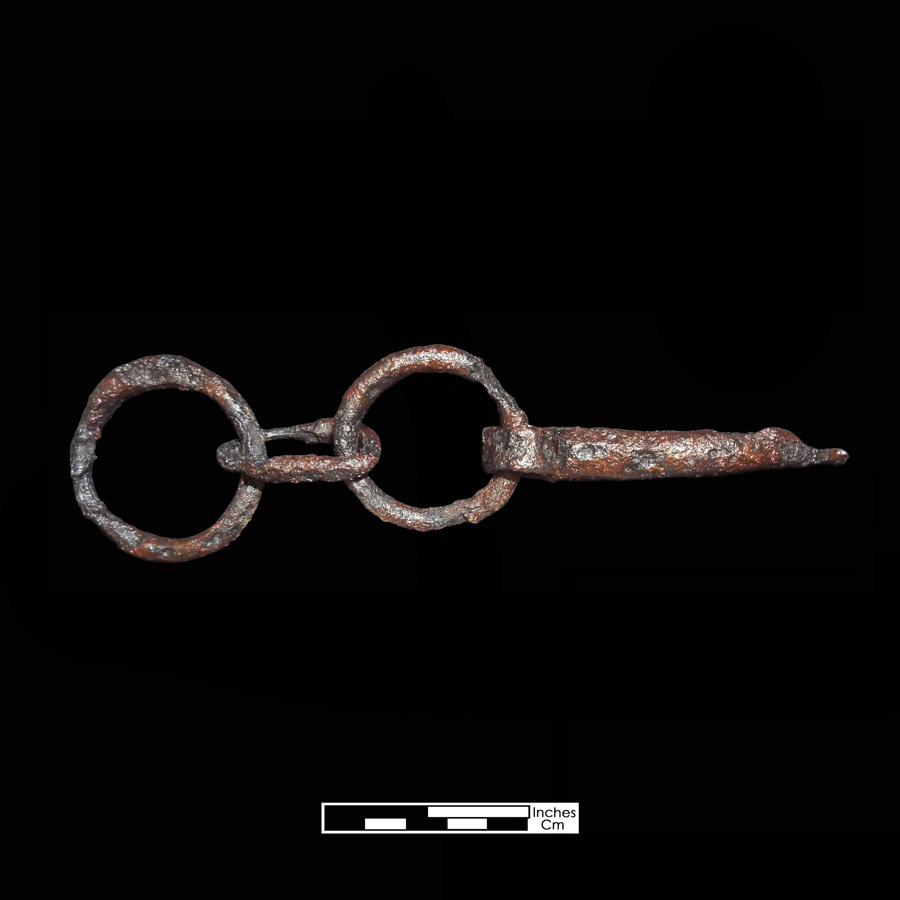 Image of bridle bit, iron, bridoon.