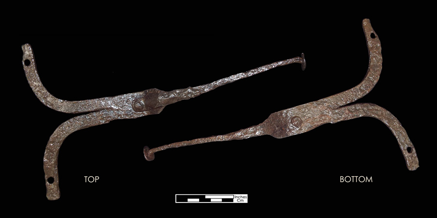 Image of iron curry comb.