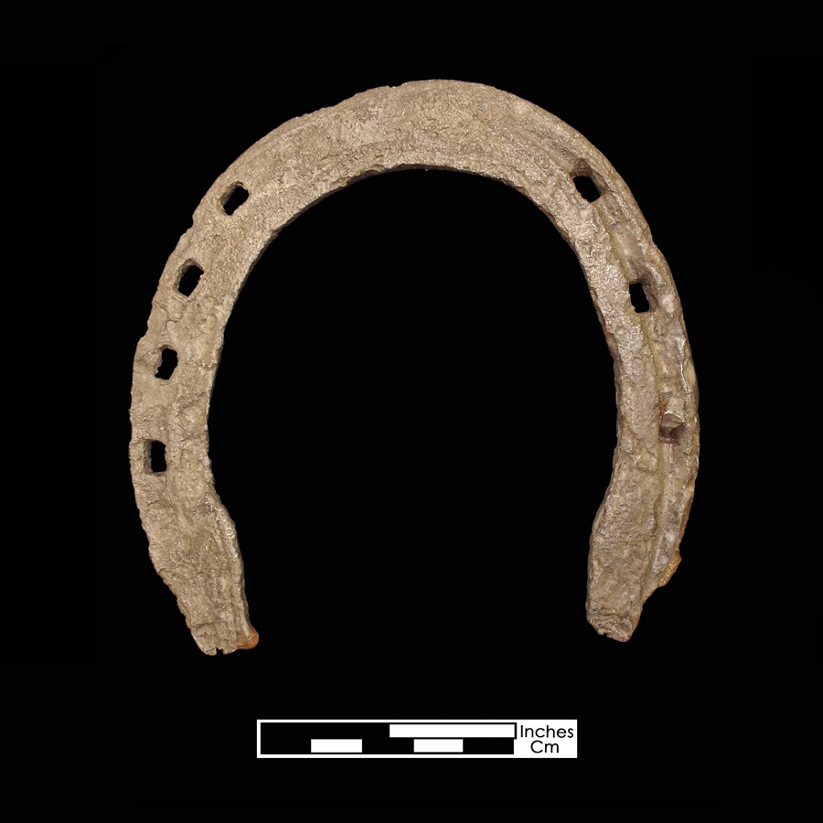 Image of iron horseshoe.