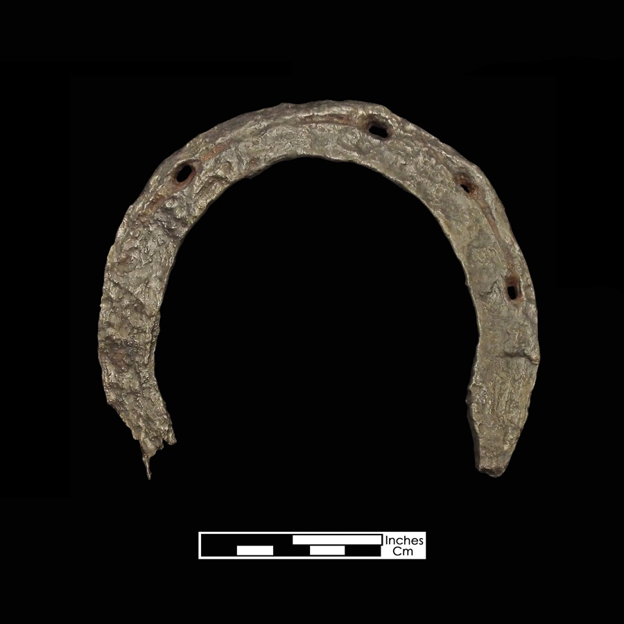 Image of iron horseshoe.