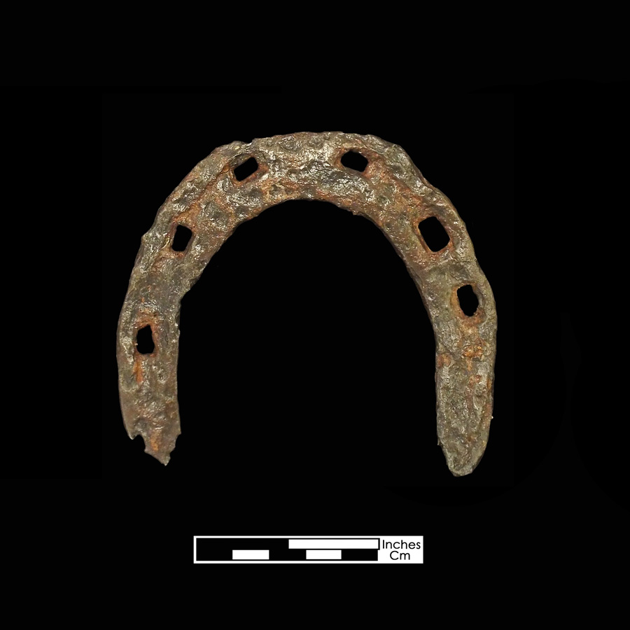 Image of iron horseshoe.