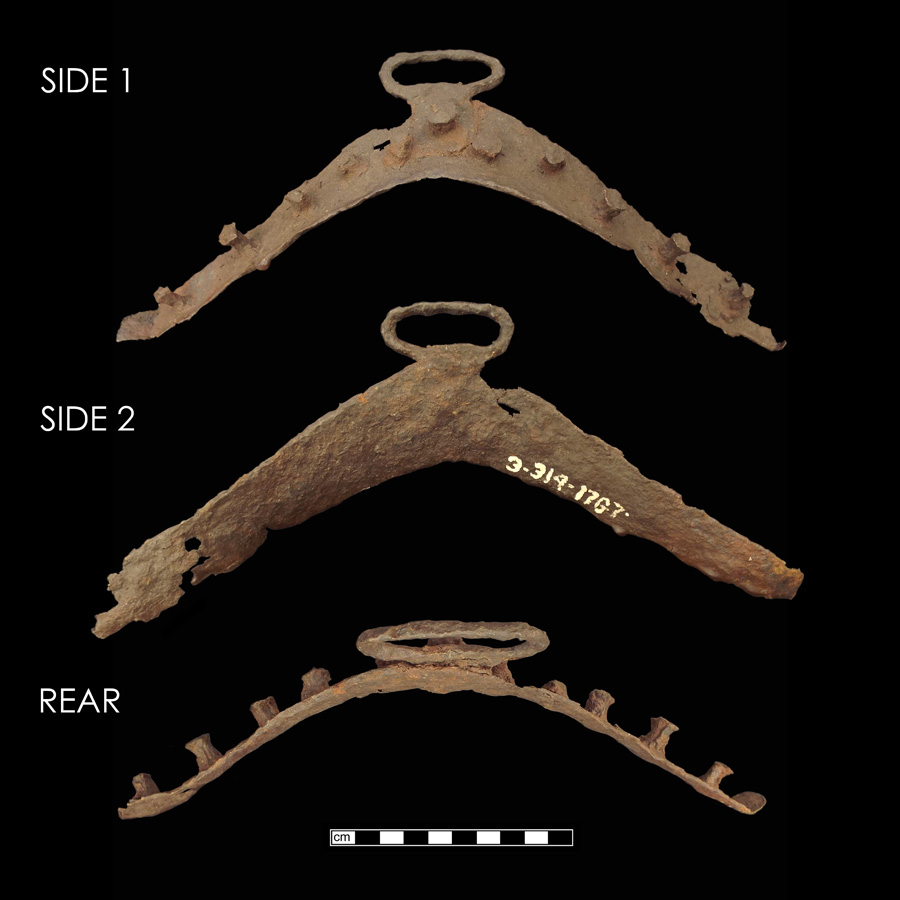Image of iron saddle plate.