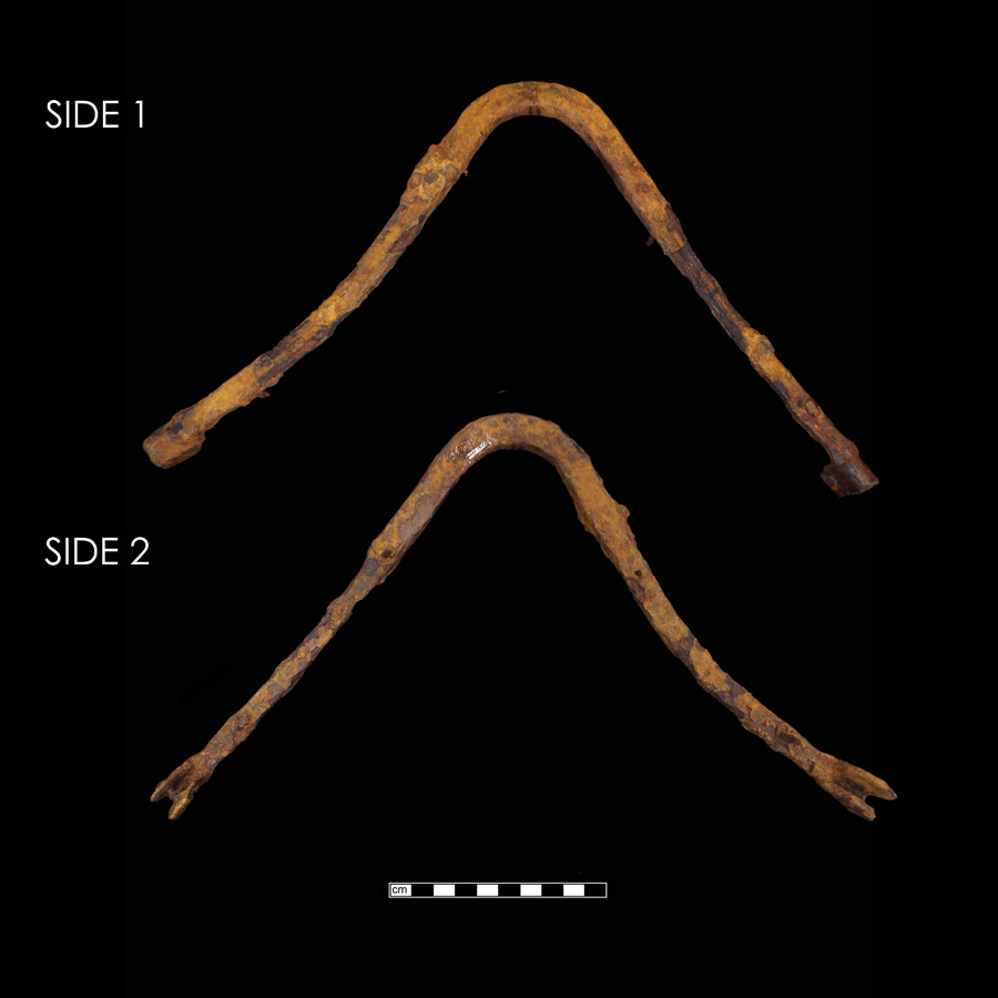 Image of iron saddle plate.