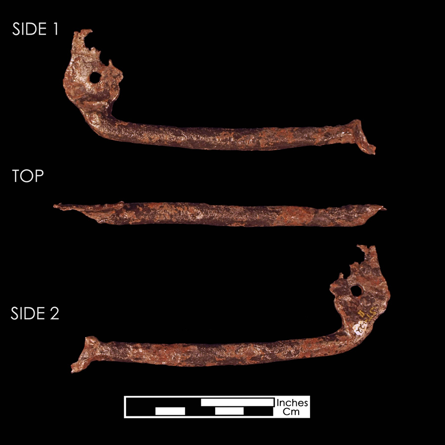 Image of iron saddle part.