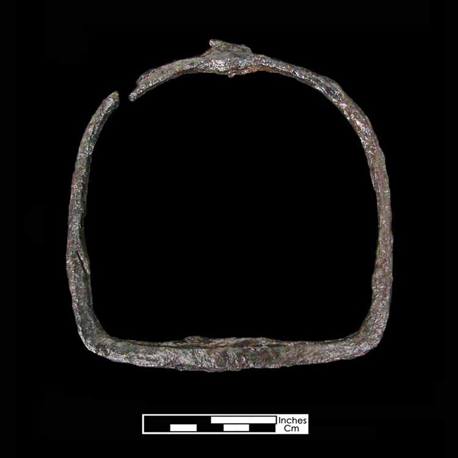 Image of iron stirrup.