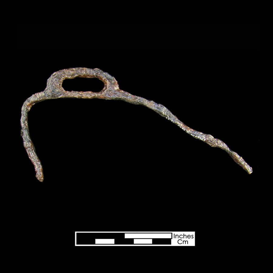 Image of iron stirrup.