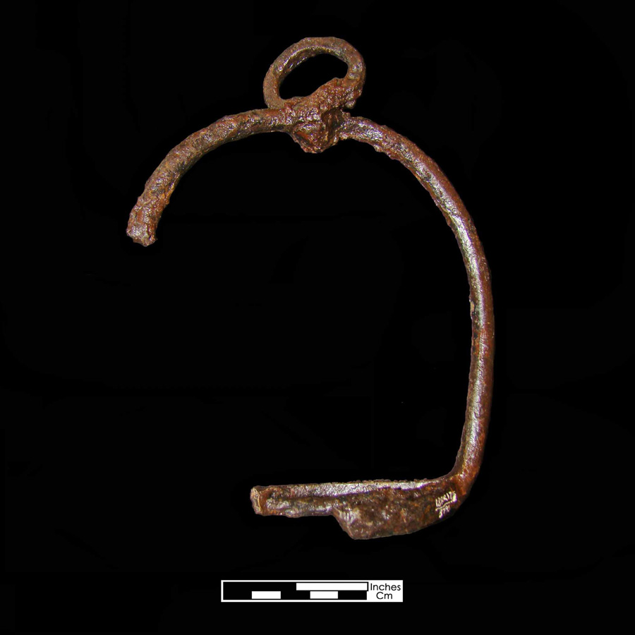 Image of iron stirrup.