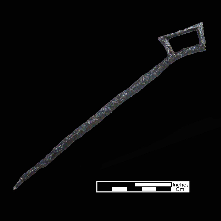 Image of iron stirrup.