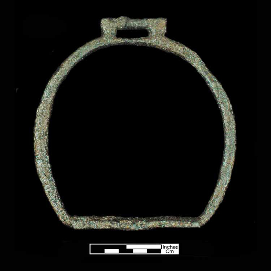 Image of iron stirrup.