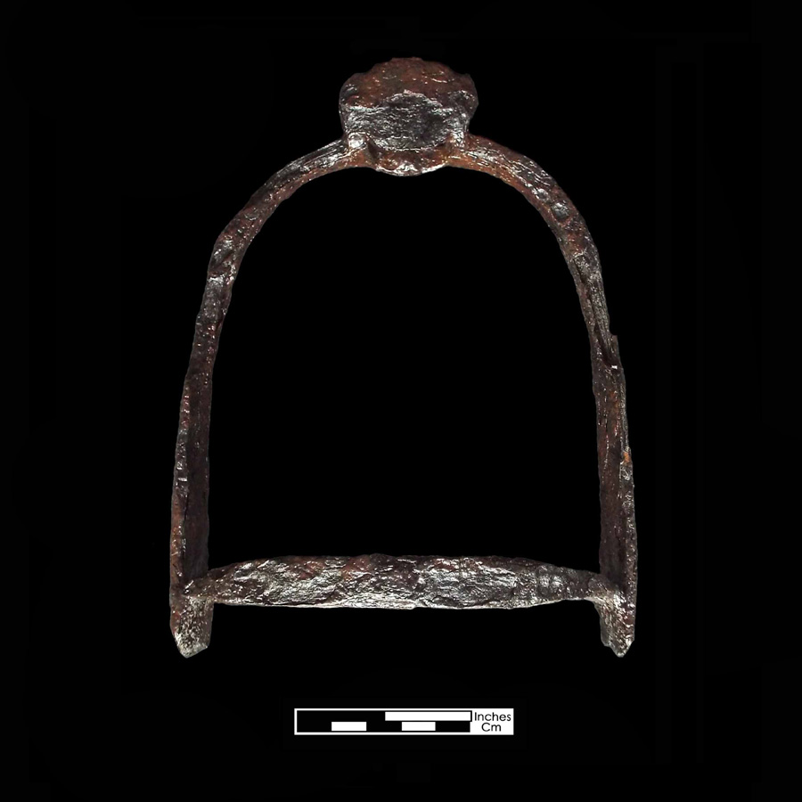 Image of iron stirrup.