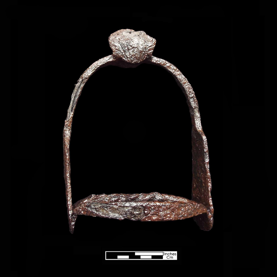 Image of iron stirrup.