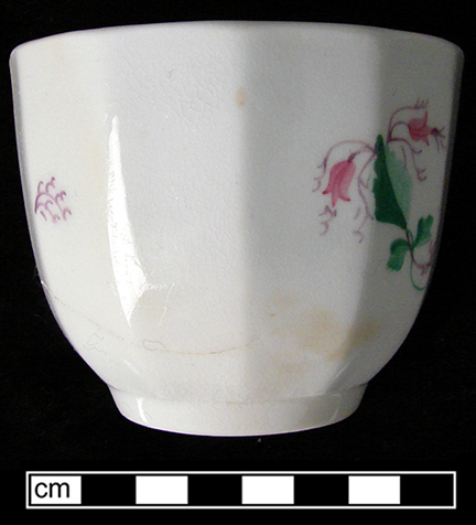 Image of bone china fragment.