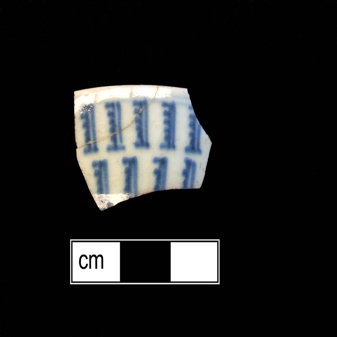 Image of Chinese hard-paste porcelain fragment.