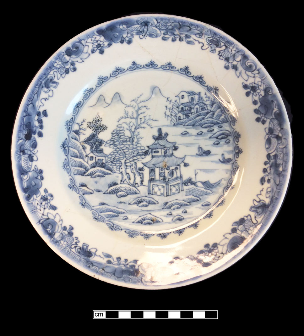 Image of Chinese hard-paste porcelain fragment.