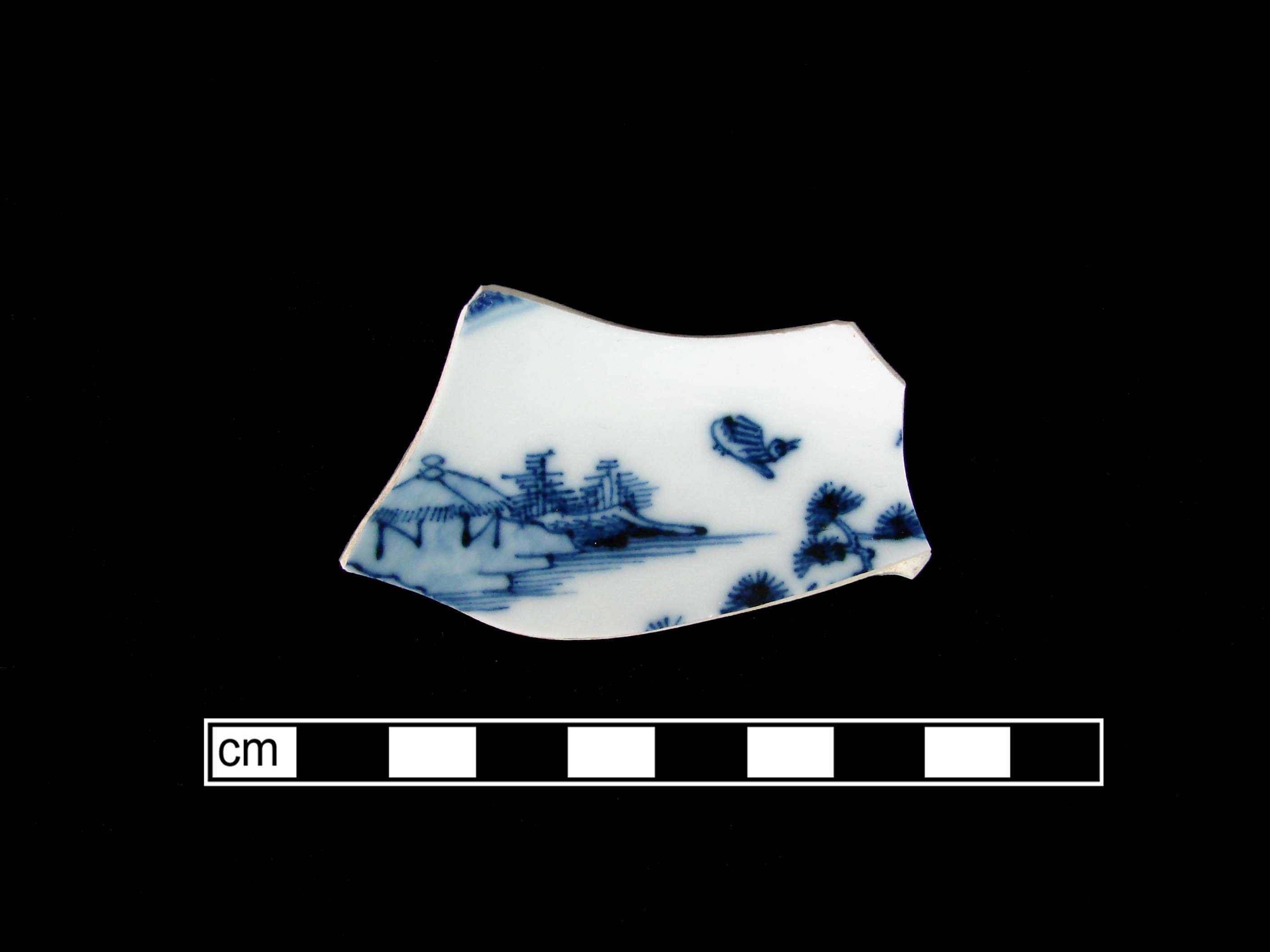 Image of Chinese hard-paste porcelain fragment.