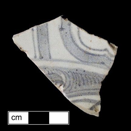 Image of Chinese hard-paste porcelain fragment.