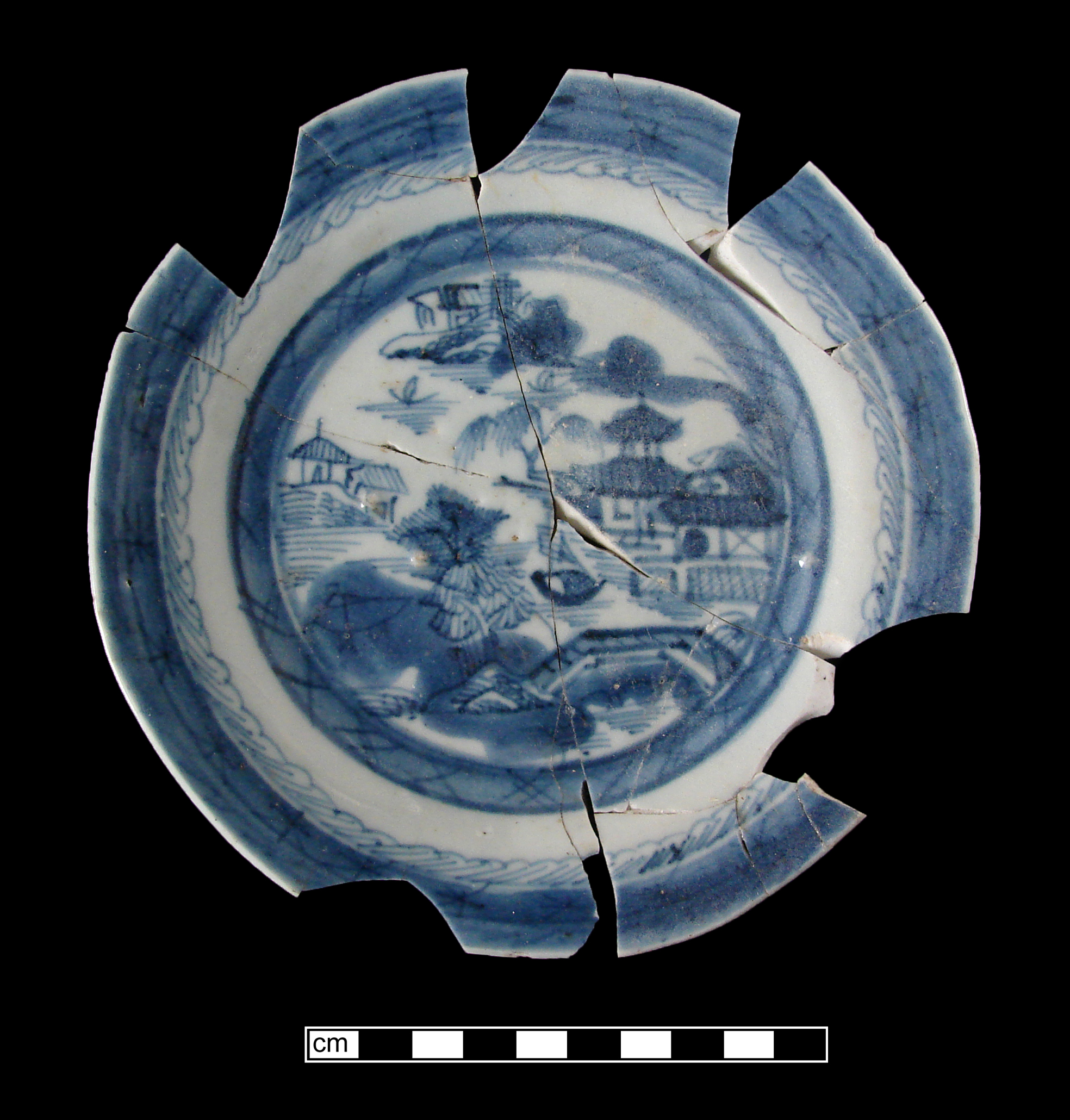 Image of Chinese hard-paste porcelain fragment.
