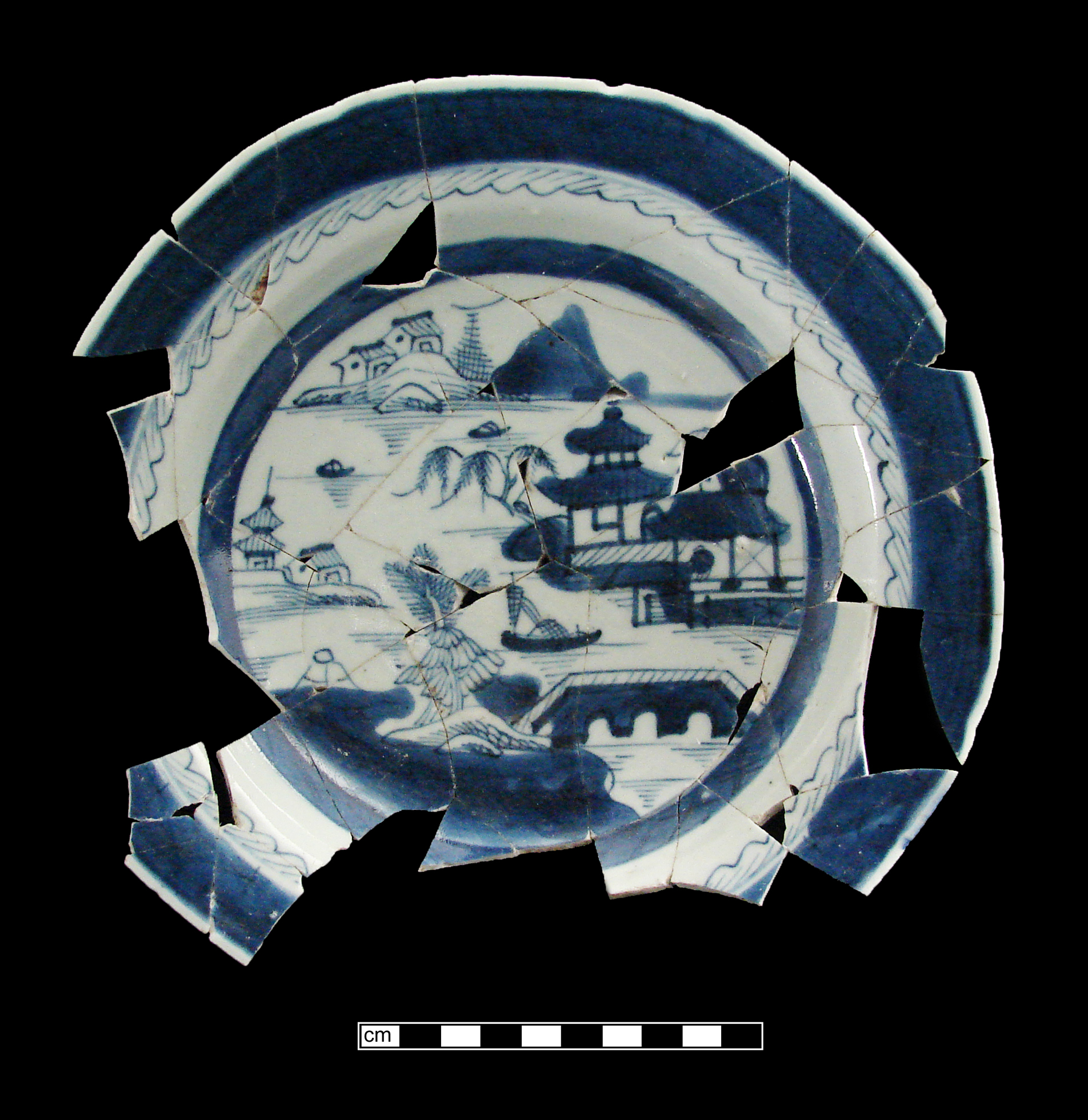 Image of Chinese hard-paste porcelain fragment.