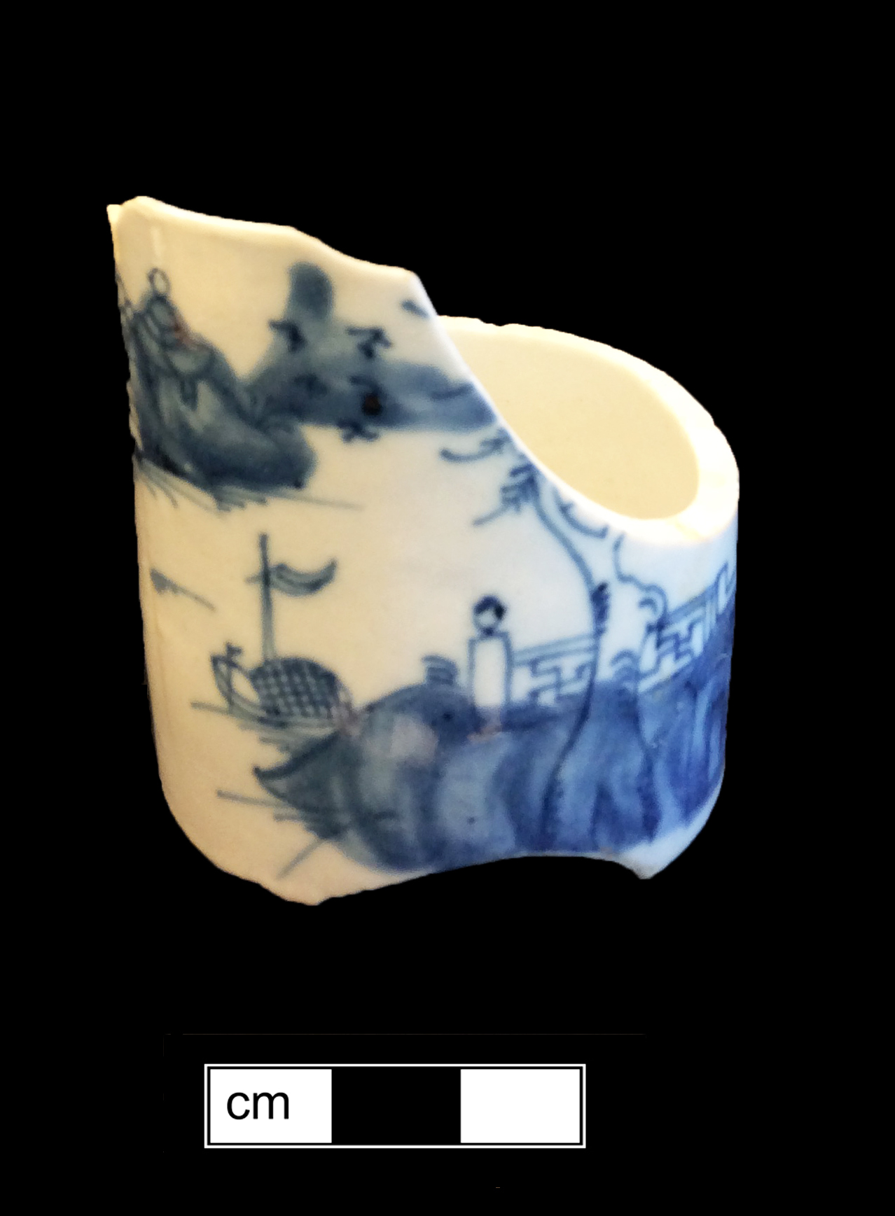 Image of Chinese hard-paste porcelain fragment.