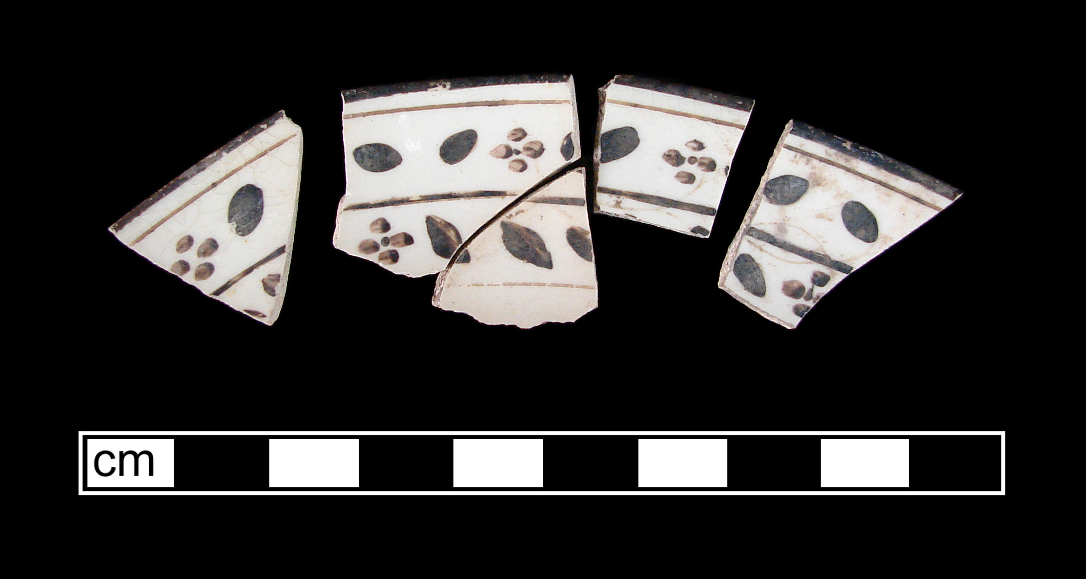 Image of creamware fragment.