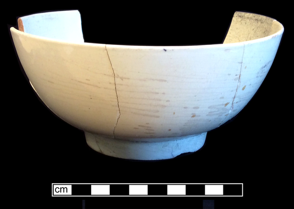 Image of creamware fragment.