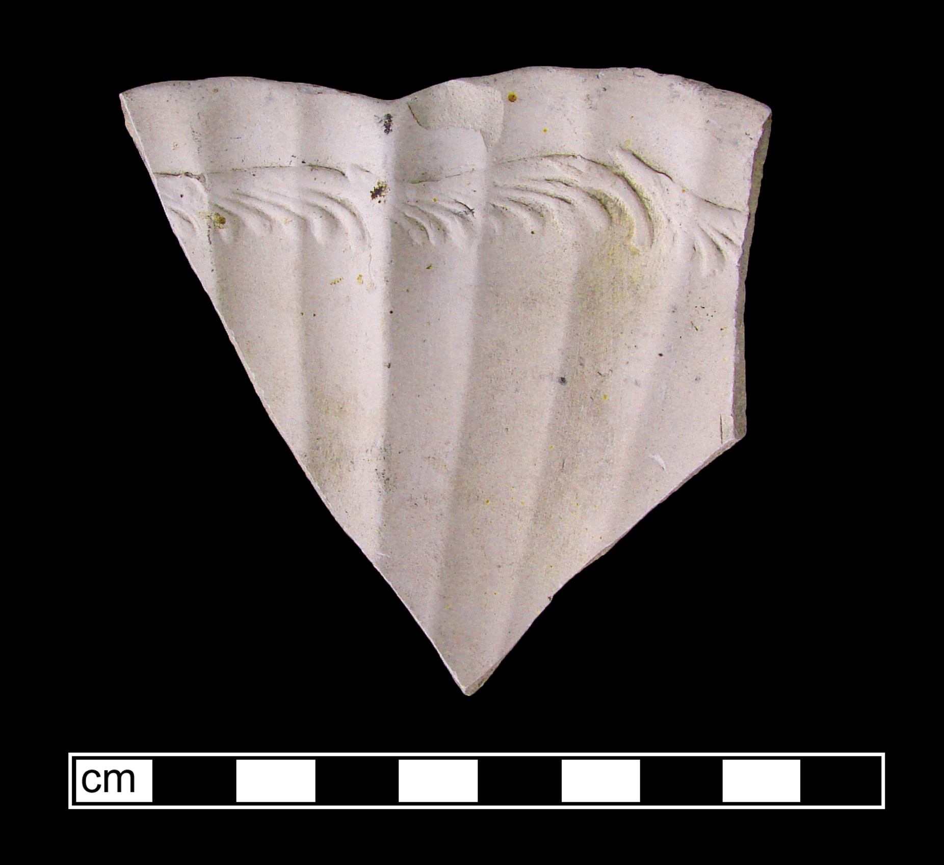 Image of creamware fragment.