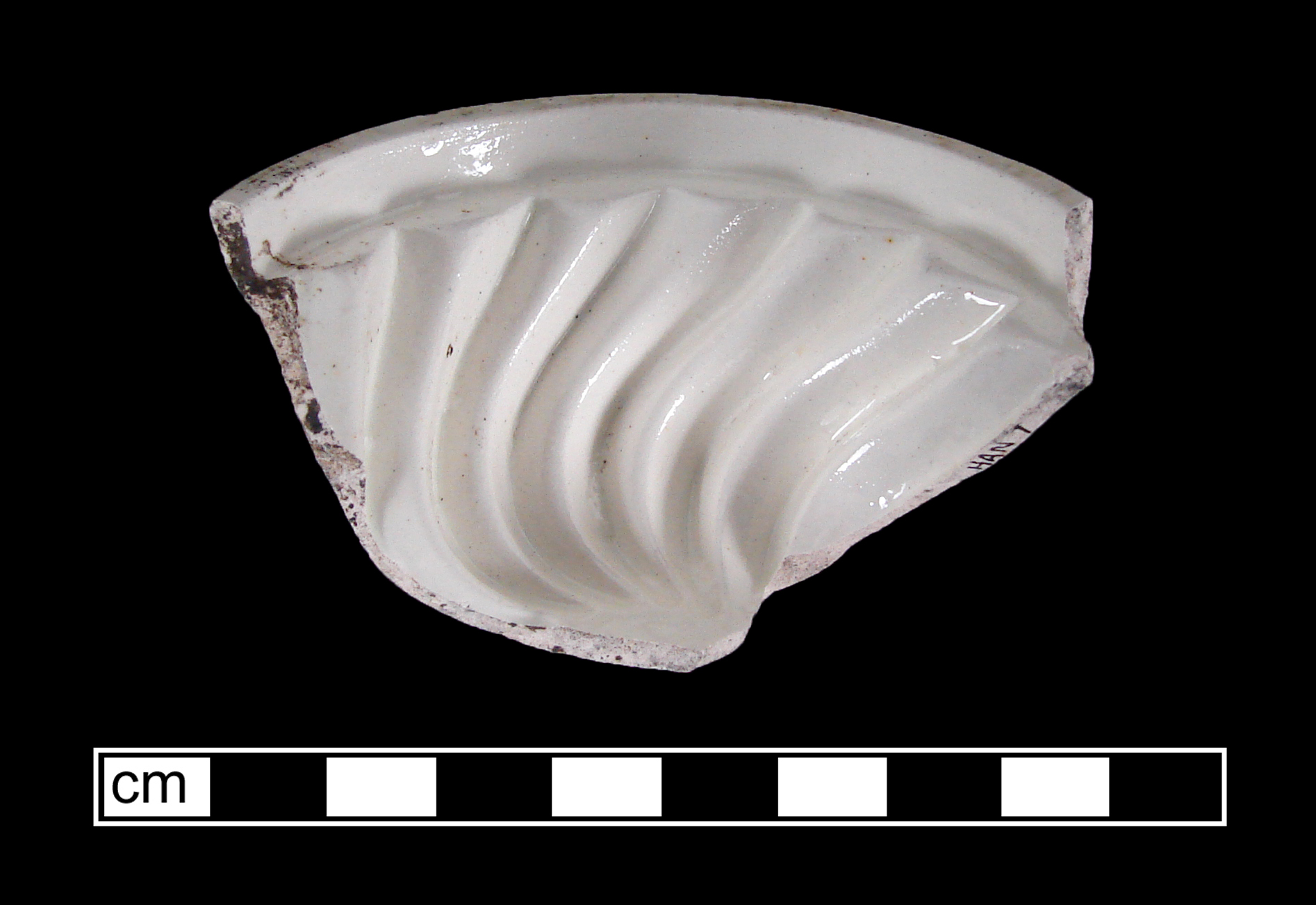 Image of creamware fragment.