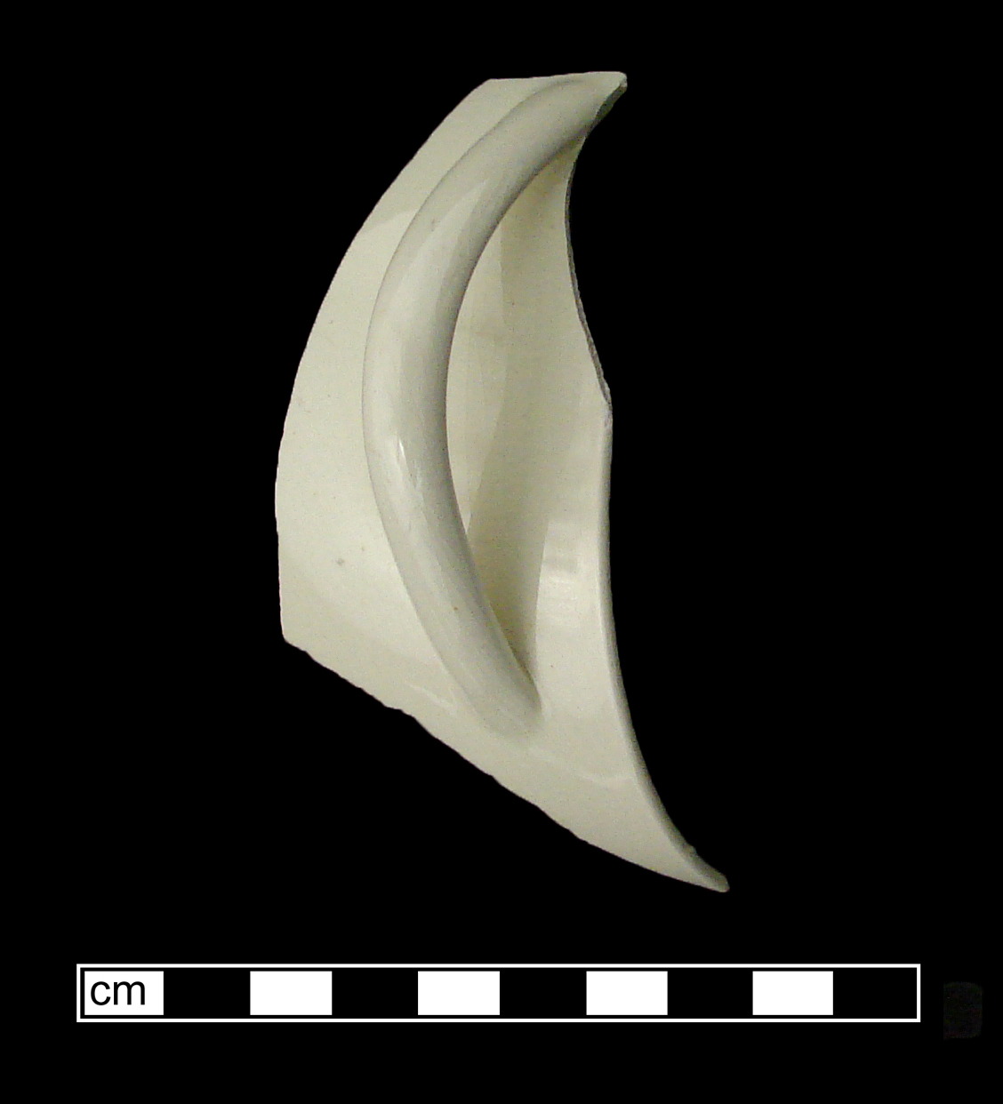 Image of creamware fragment.