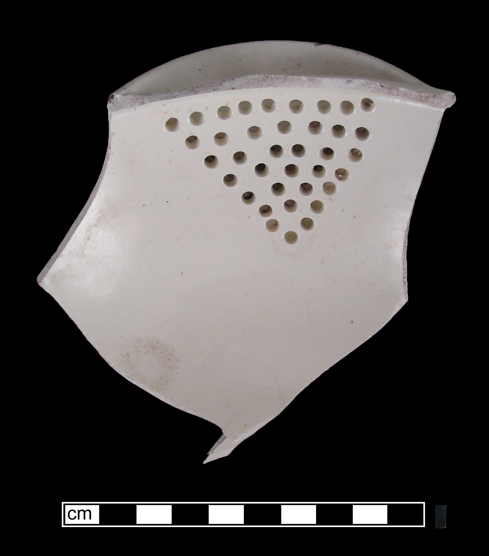 Image of creamware fragment.