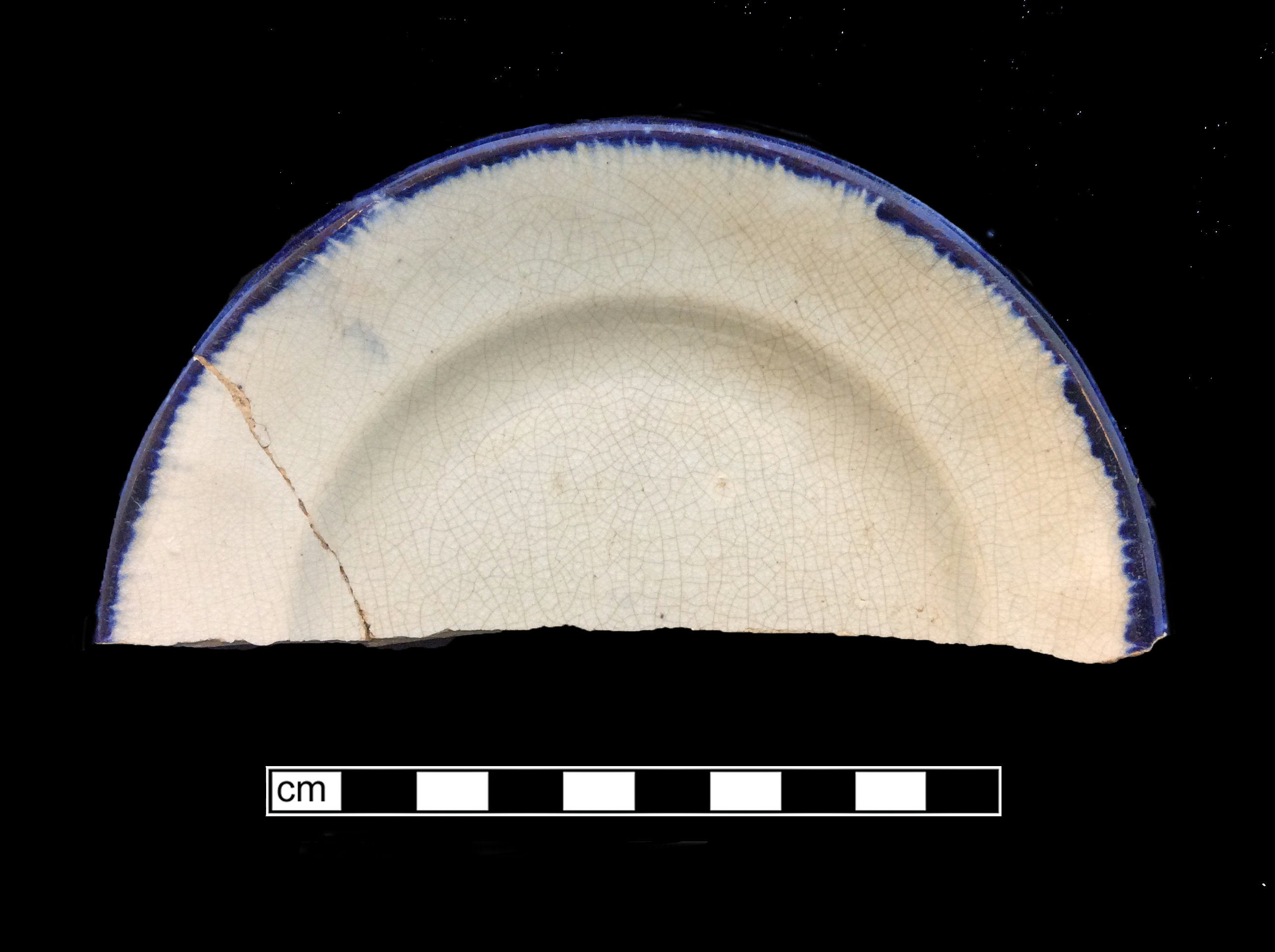 Image of edged earthenware fragment.