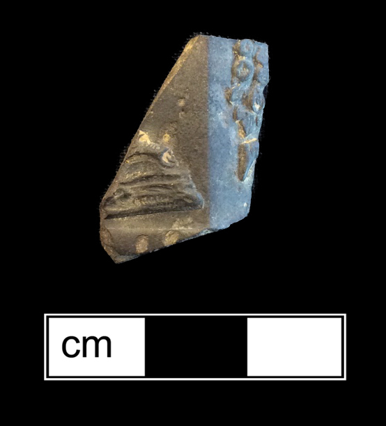 Image of English dry-bodied stoneware fragment.