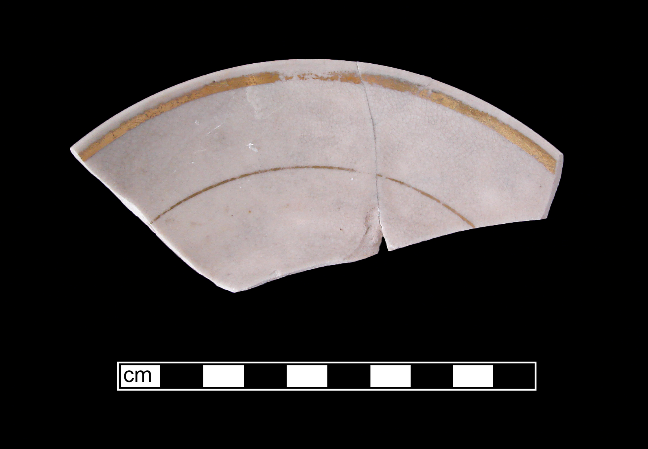 Image of European hard-paste porcelain fragment.