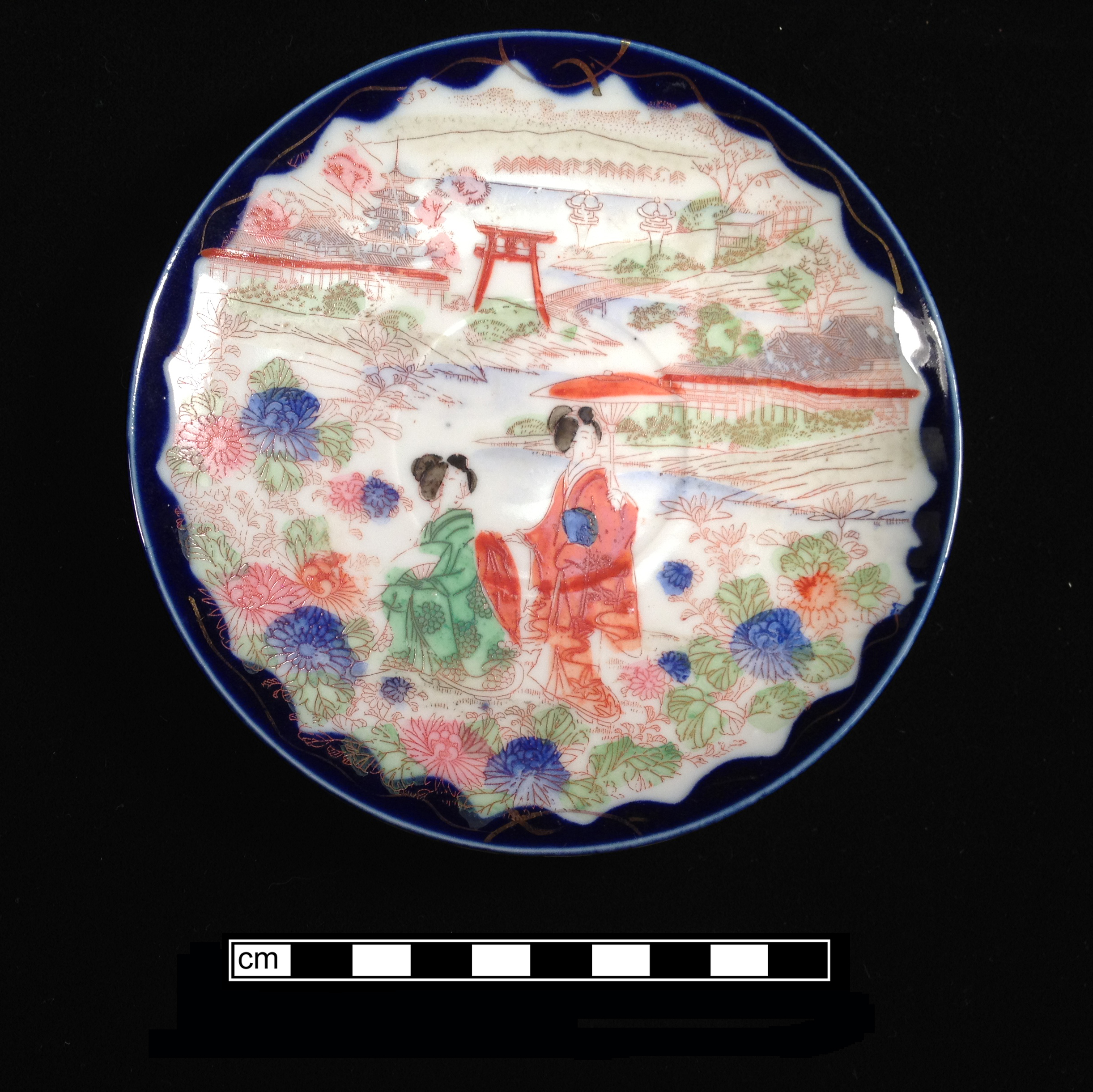 Image of Japanese hard-paste porcelain fragment.