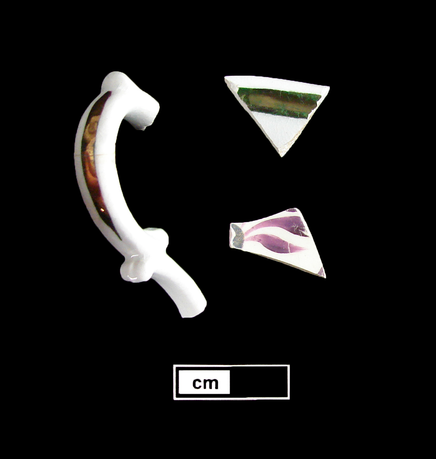 Image of luster ware fragment.