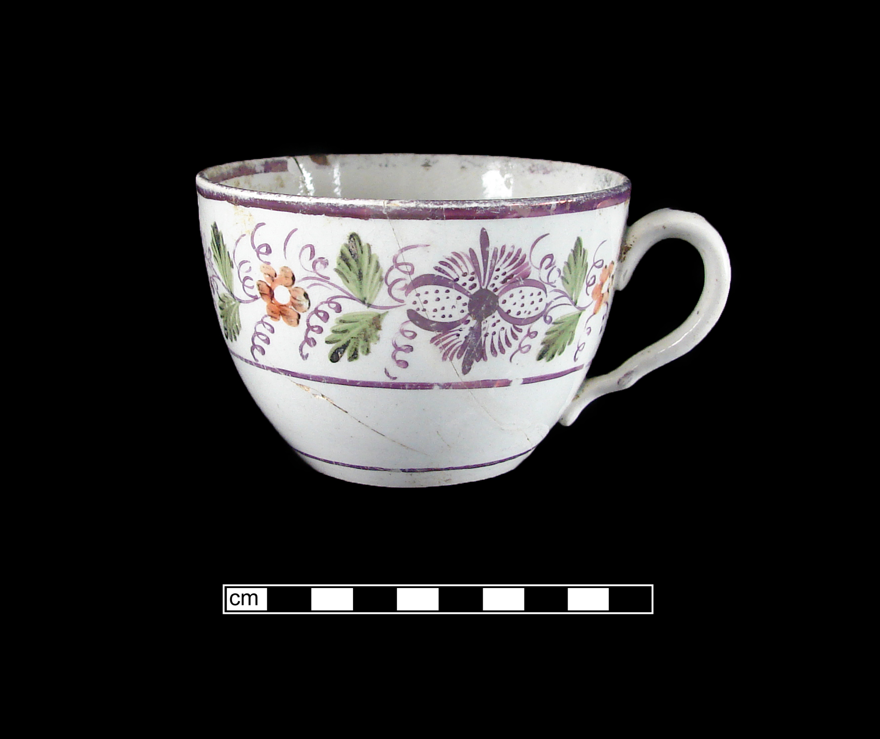 Image of luster ware fragment.