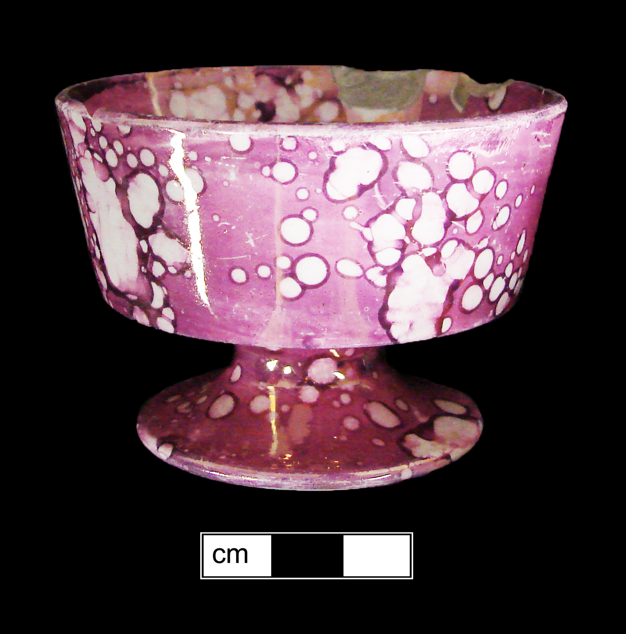 Image of luster ware fragment.