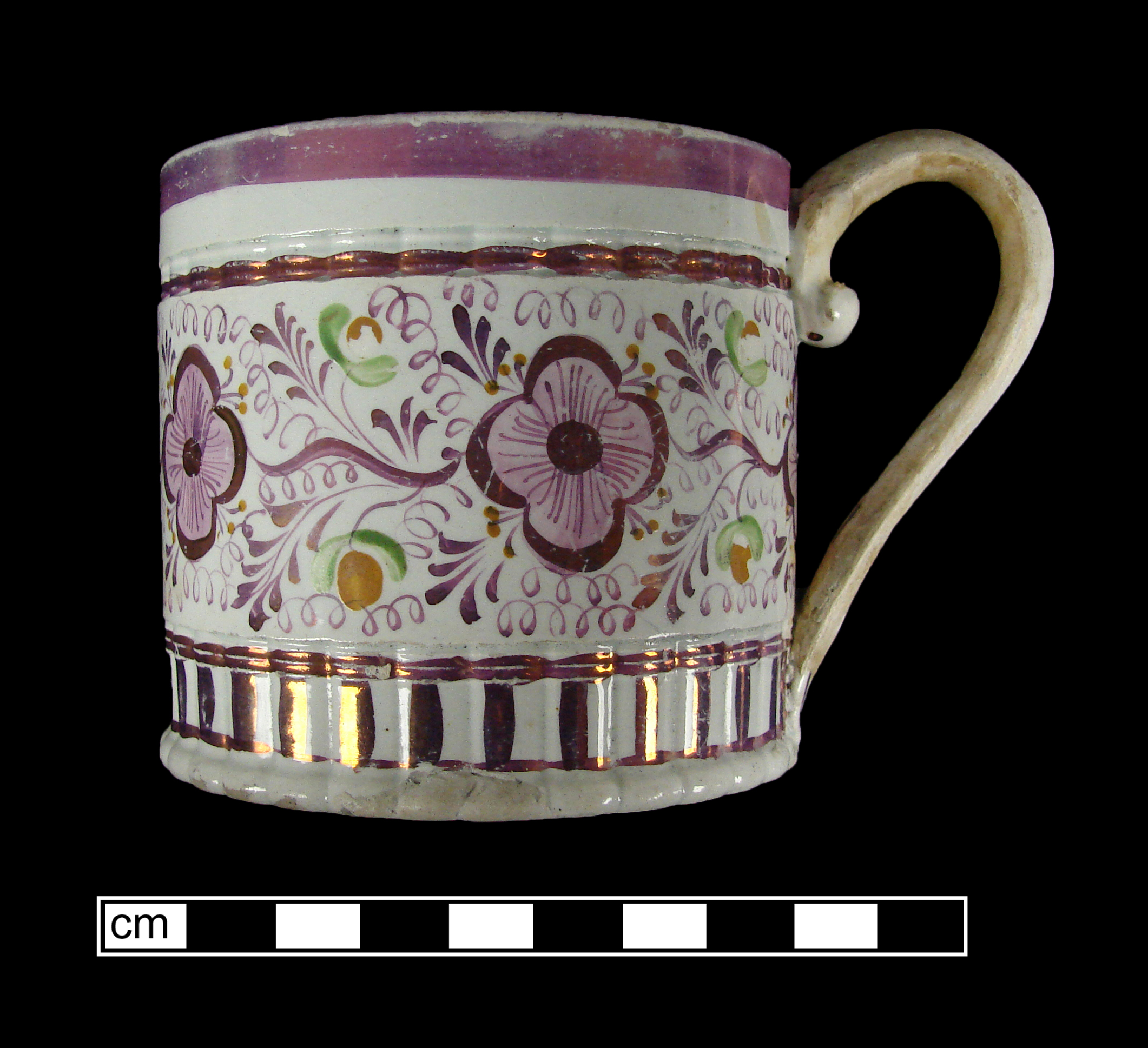 Image of luster ware fragment.
