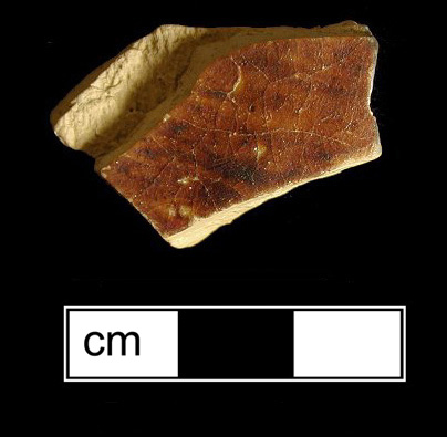 Image of manganese mottled eathenware fragment.
