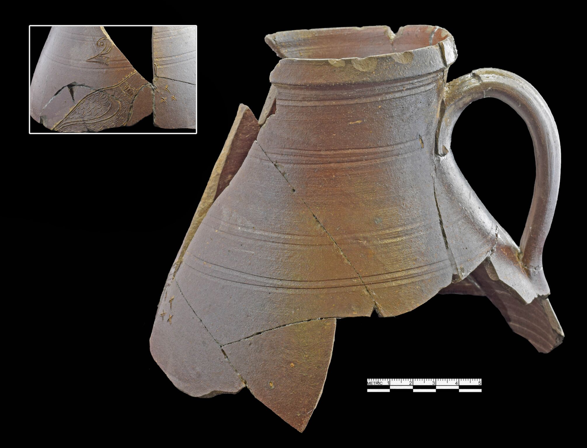 Image of North American stoneware fragment.