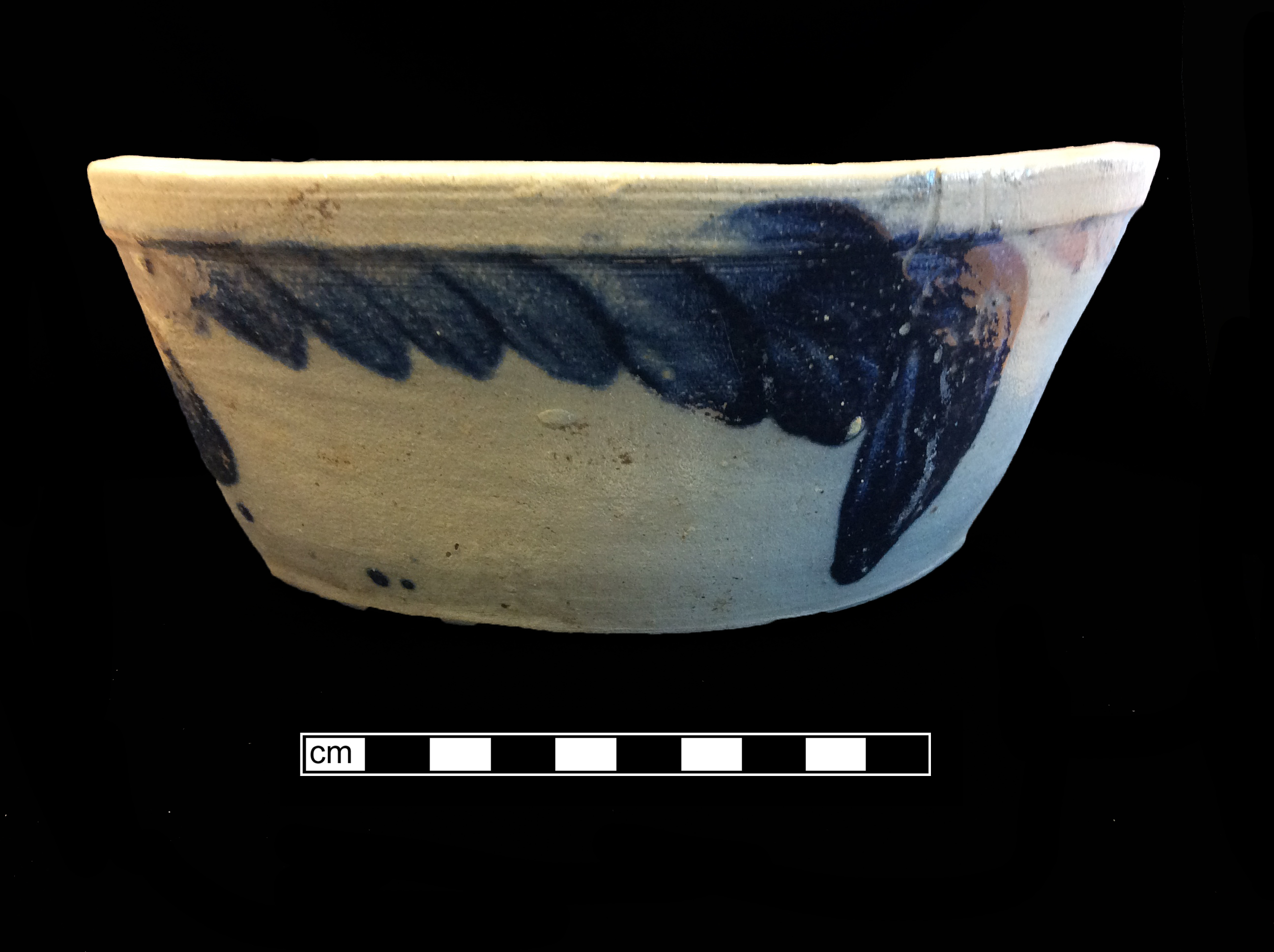 Image of North American stoneware fragment.