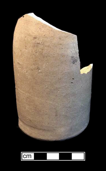 Image of North American stoneware fragment.