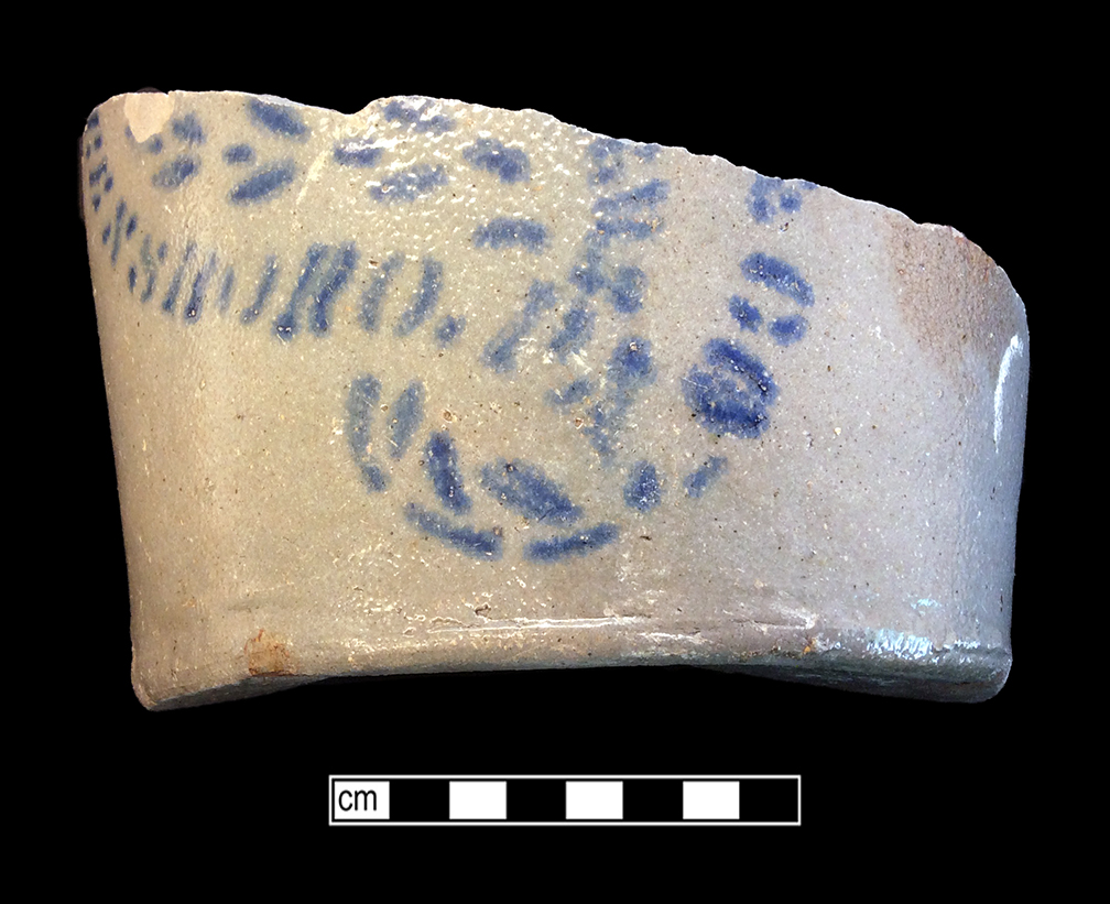 Image of North American stoneware fragment.