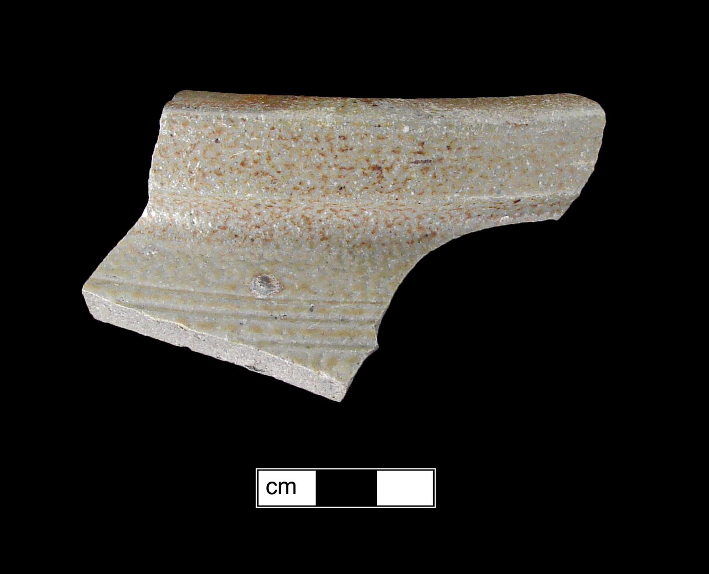 Image of North American stoneware fragment.