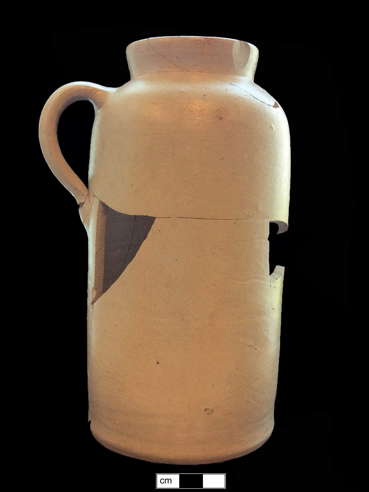 Image of North American stoneware fragment.