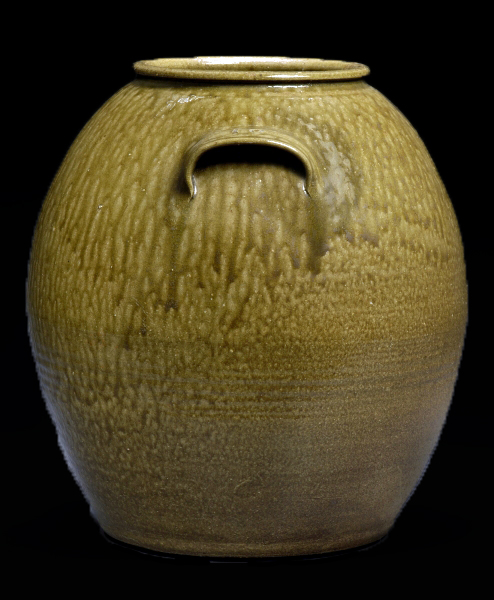 Image of North American stoneware fragment.
