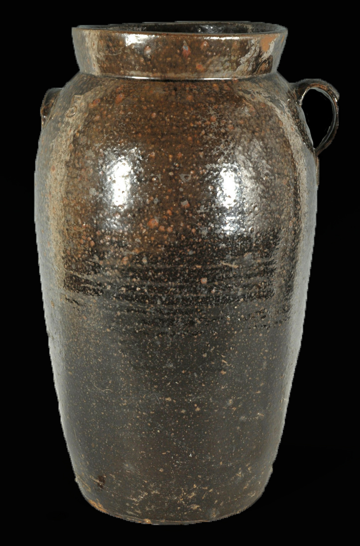Image of North American stoneware fragment.